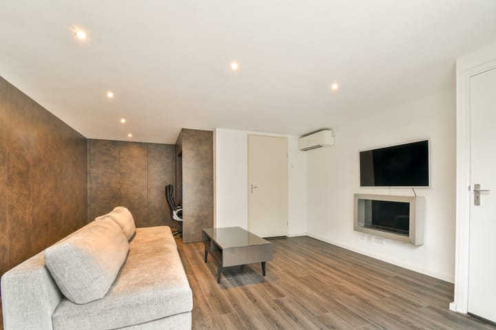 Foto 23 van Voorhout 121