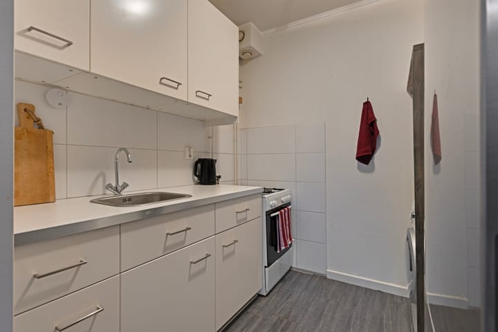 Foto 16 van Genovevalaan 144