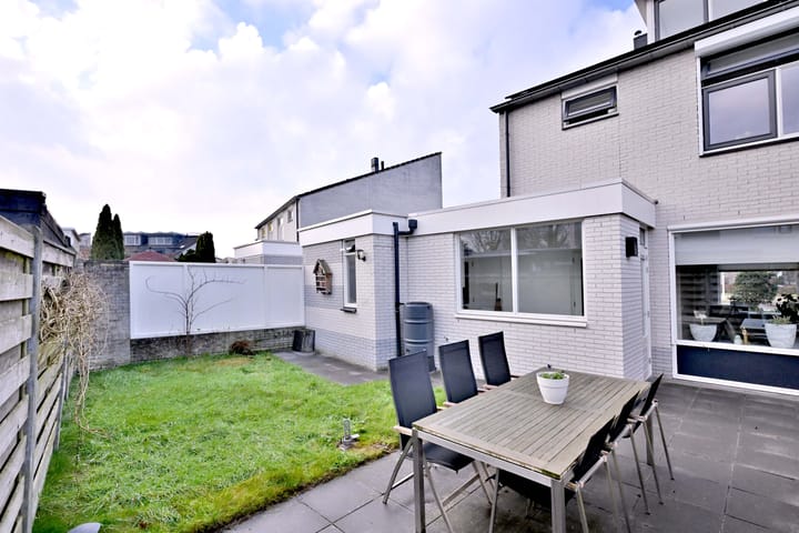 Foto 37 van Bronsinklaan 71