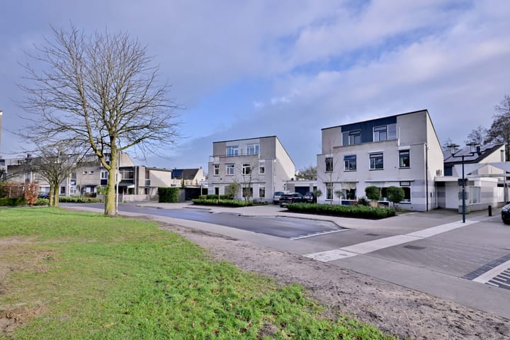 Foto 40 van Bronsinklaan 71