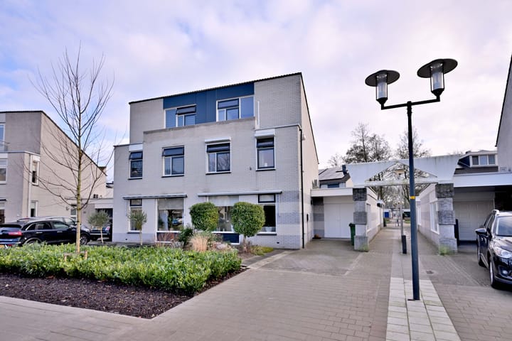 Foto 42 van Bronsinklaan 71