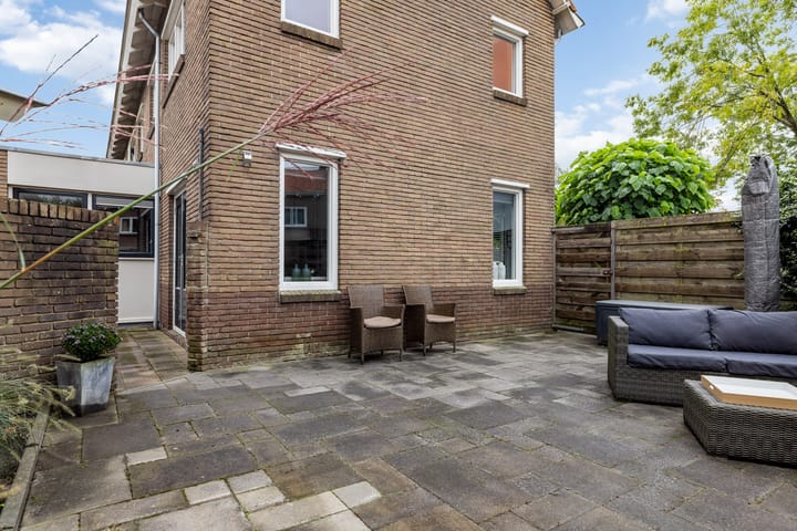 Foto 27 van Eeltje Halbertsmastraat 14