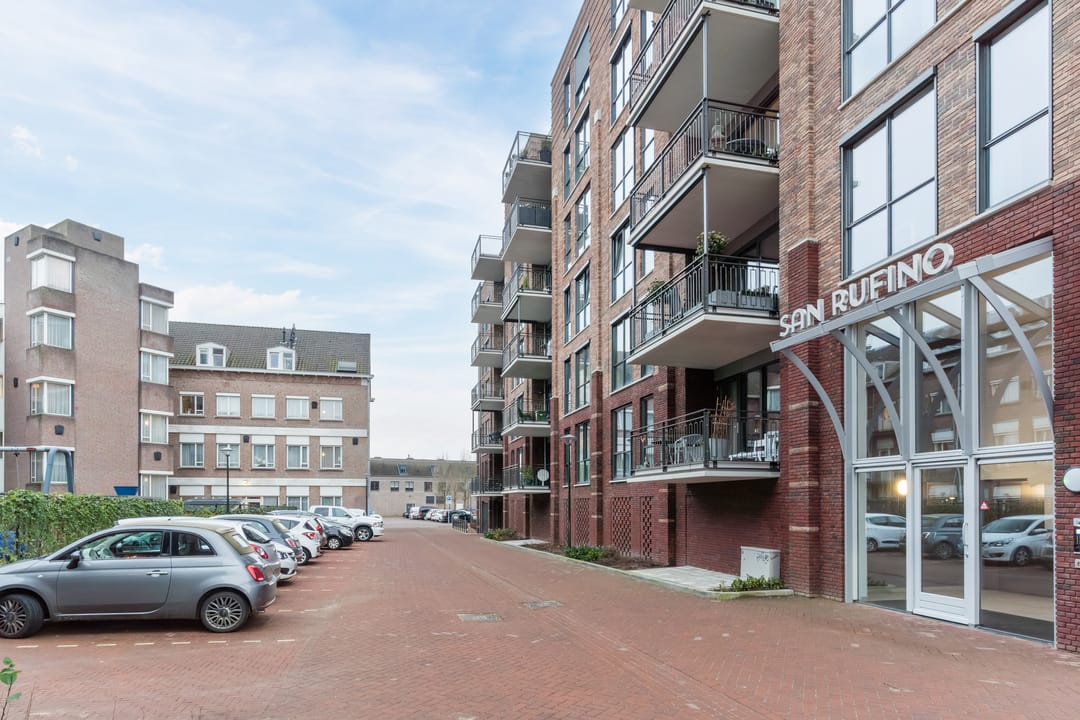 Foto 8 van Kloosterhof 1-37