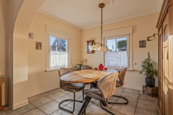 Foto 10 van Wouwseweg 3