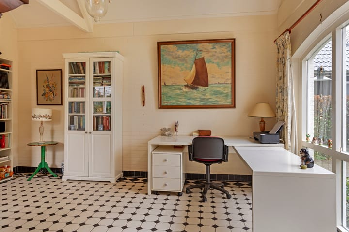 Foto 21 van Dennenlaan 4