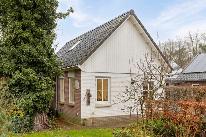 Foto 36 van Dennenlaan 4