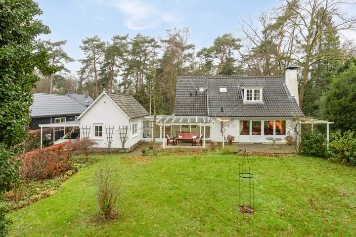 Foto 43 van Dennenlaan 4