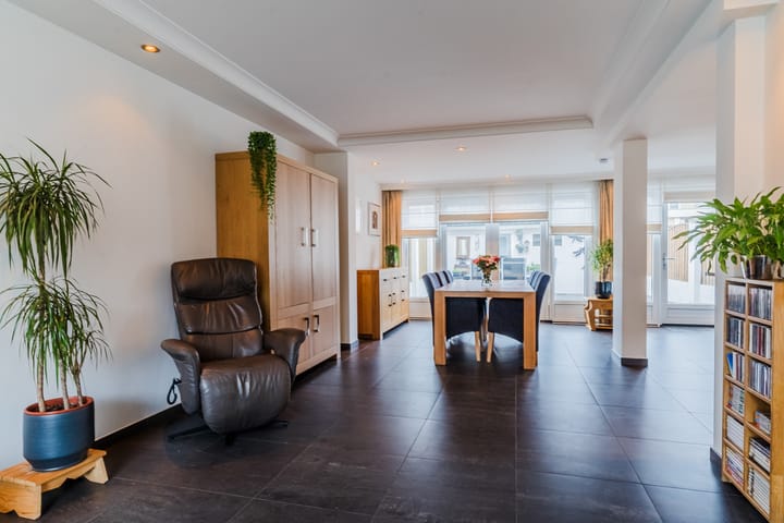 Foto 14 van Dussekstraat 97