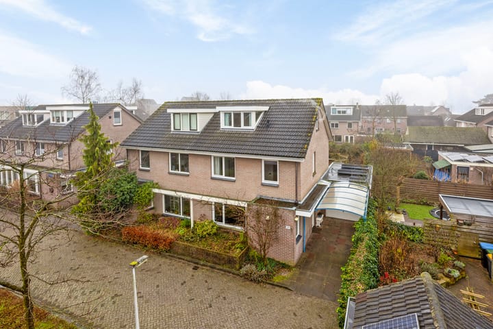 Foto 1 van P. Flintstraat 29