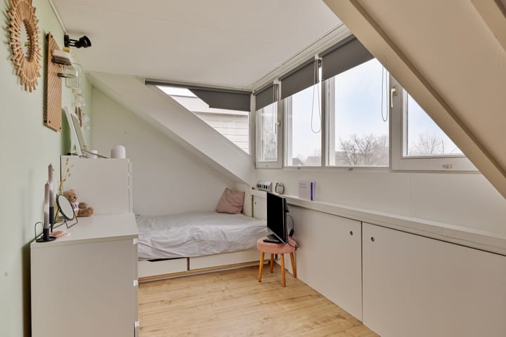 Foto 25 van P. Flintstraat 29