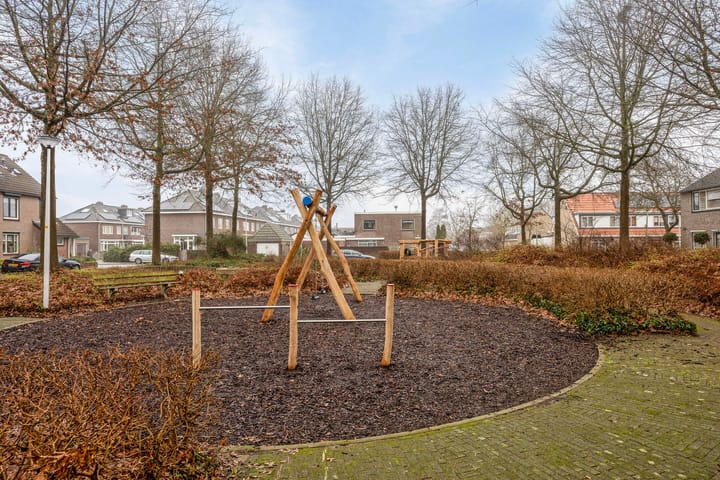 Foto 36 van P. Flintstraat 29