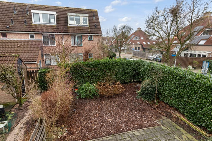 Foto 25 van Haarmos 14