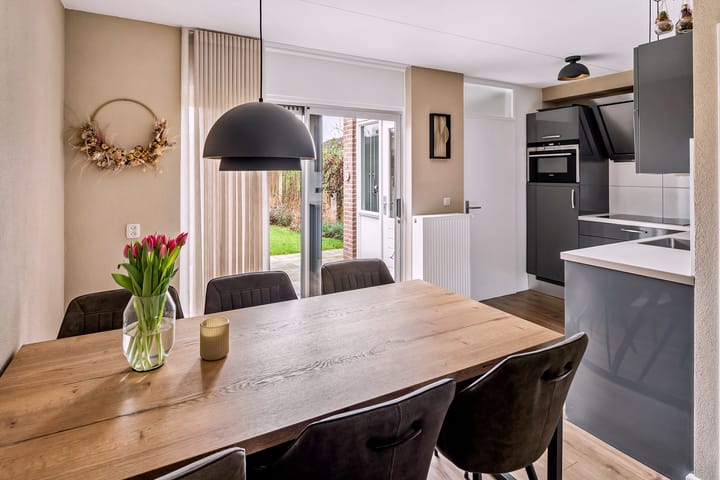 Foto 14 van Calsstraat 102