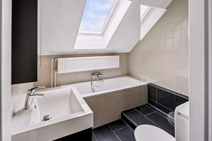 Foto 24 van Calsstraat 102