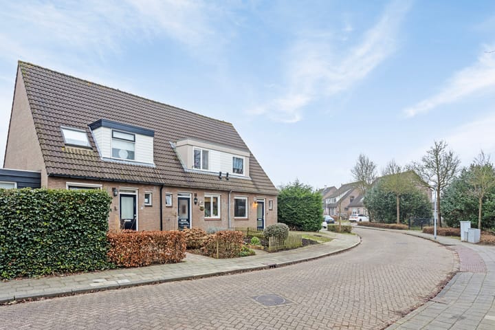 Foto 30 van Goudenregenlaan 20