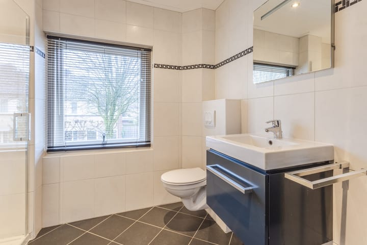 Foto 20 van Julianastraat 14