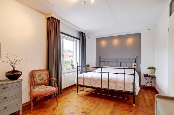 Foto 25 van Bosbeeklaan 24