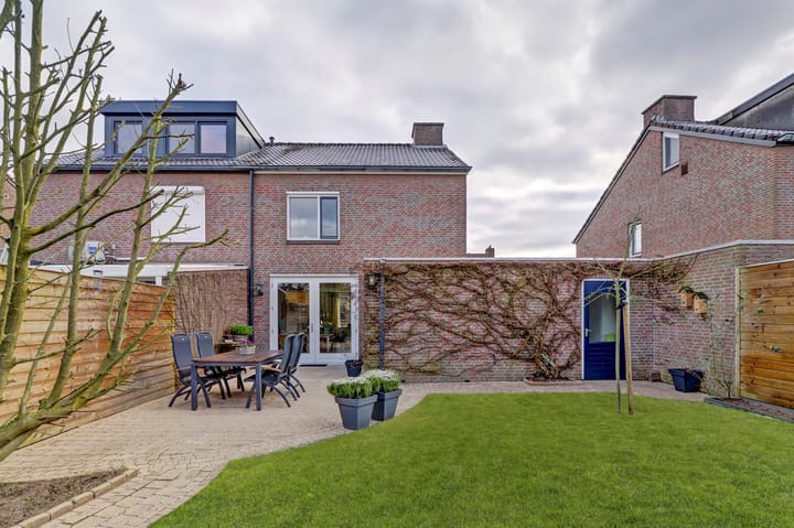 Foto 37 van Bosbeeklaan 24