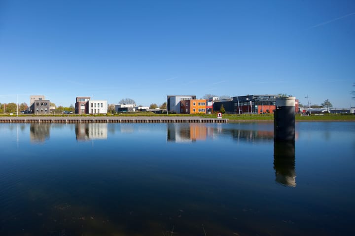 Foto 2 van Edisonpark - kanaalzijde