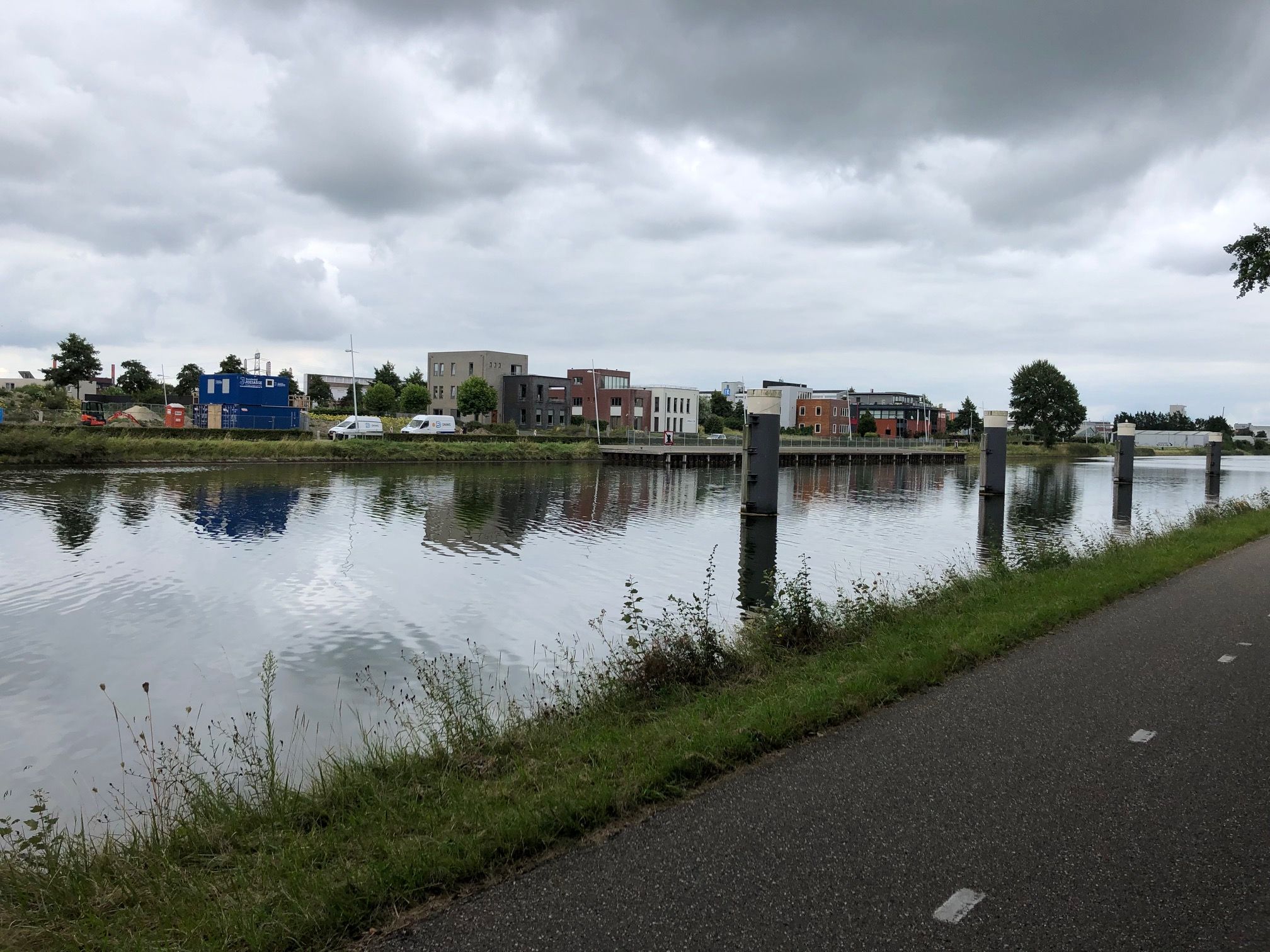Foto 3 van Edisonpark - kanaalzijde
