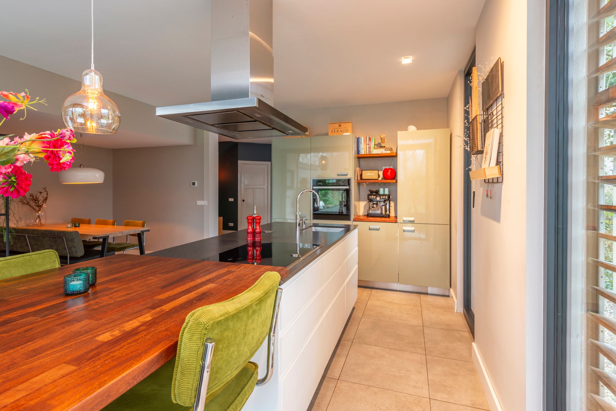 Foto 18 van Traaij 215