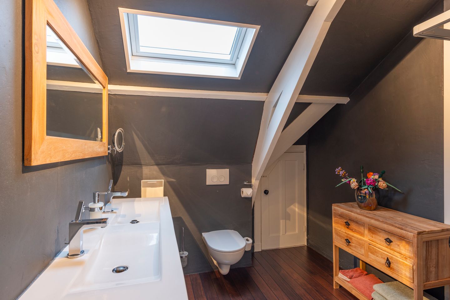 Foto 35 van Traaij 215