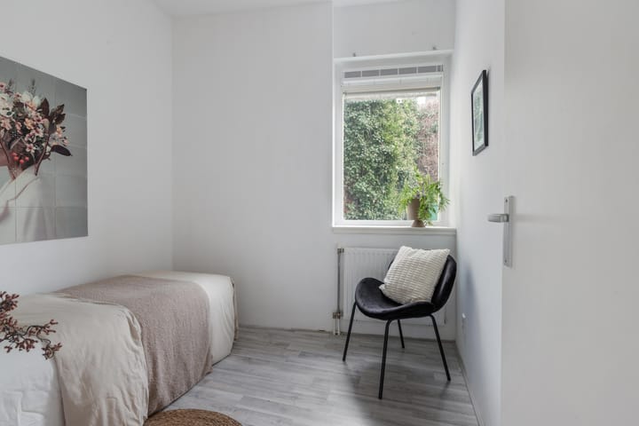 Foto 20 van Essenstraat 9-B