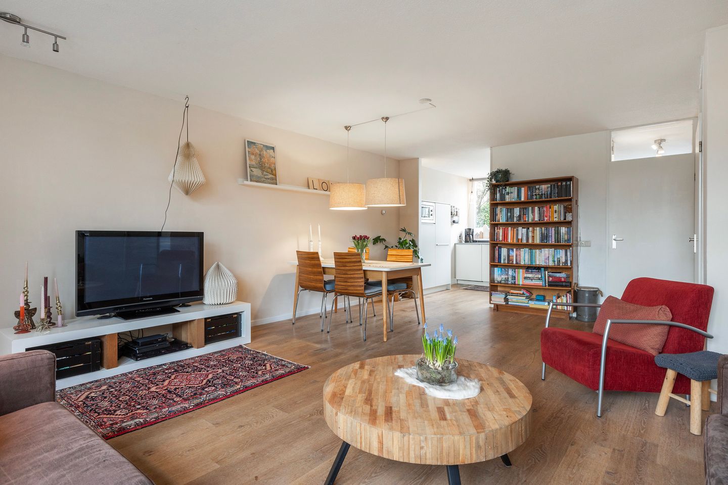 Foto 5 van Van Brerostraat 57