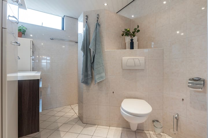 Foto 16 van Van Brerostraat 57