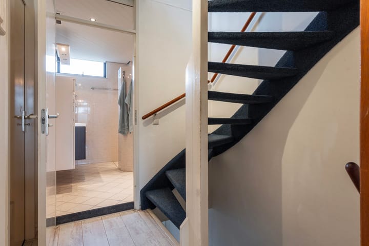 Foto 19 van Van Brerostraat 57