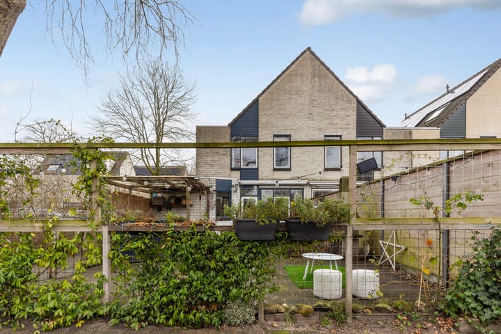 Foto 28 van Van Brerostraat 57