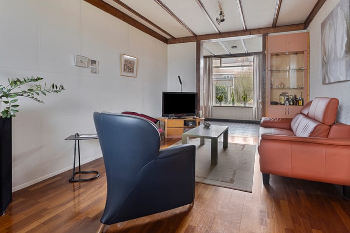 Foto 8 van Van Heutszstraat 62