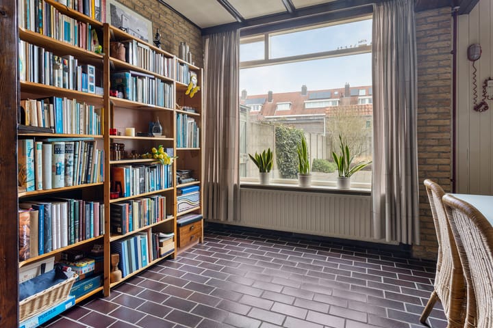 Foto 12 van Van Heutszstraat 62