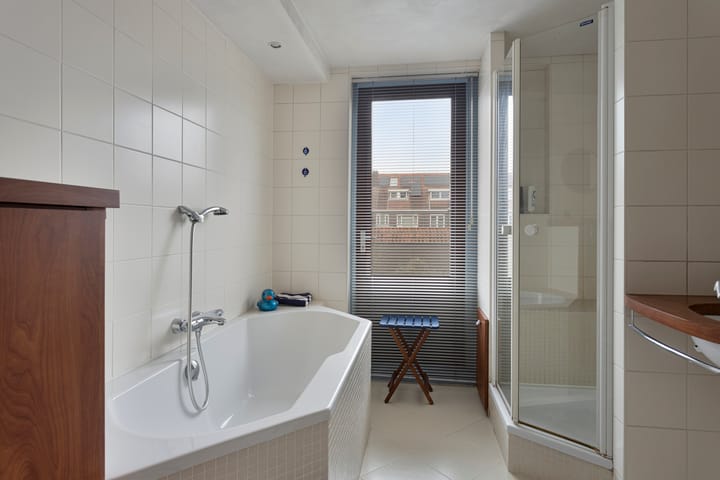 Foto 23 van Van Heutszstraat 62