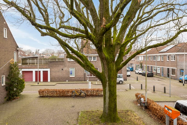 Foto 25 van Van Heutszstraat 62