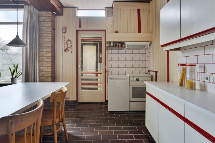 Foto 15 van Van Heutszstraat 62