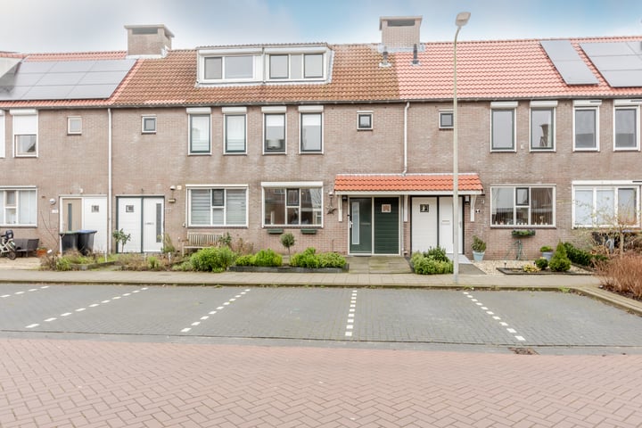 View photo of Leeghwaterstraat 105