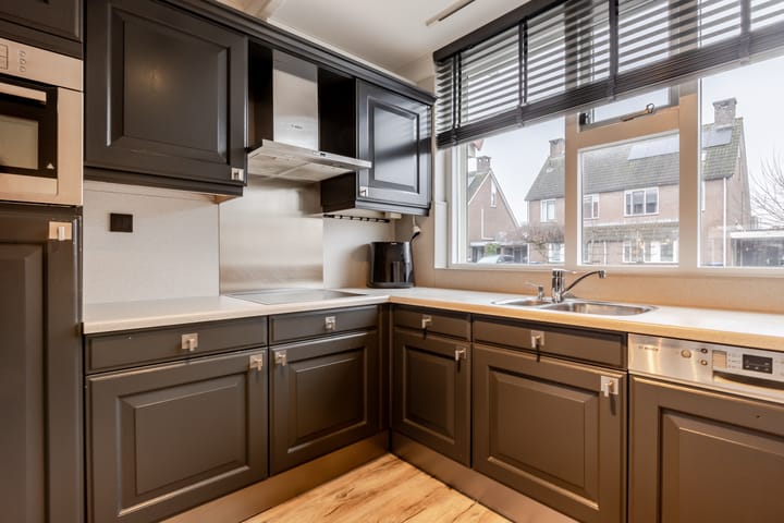 Foto 25 van Leeghwaterstraat 105