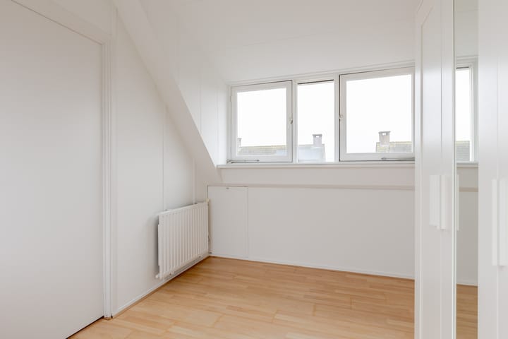 Foto 47 van Leeghwaterstraat 105