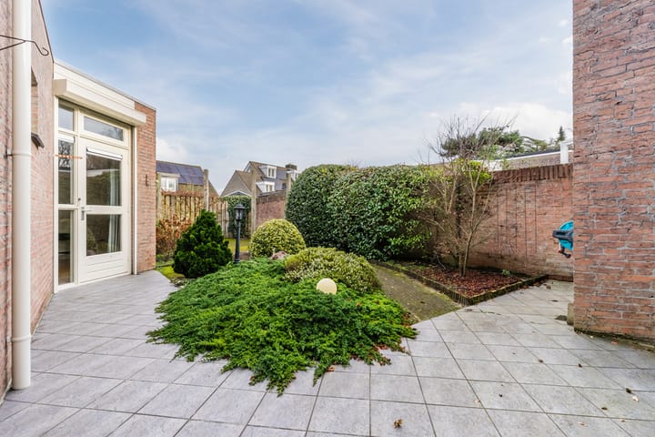 Foto 3 van Buitenhof 3