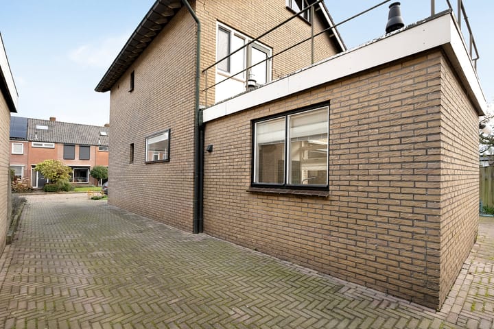 Foto 5 van Henry Dunantstraat 9