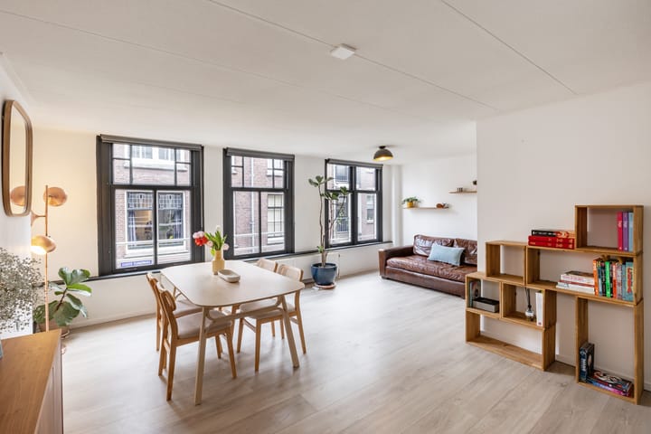 Foto 1 van Eerste Tuindwarsstraat 2-B