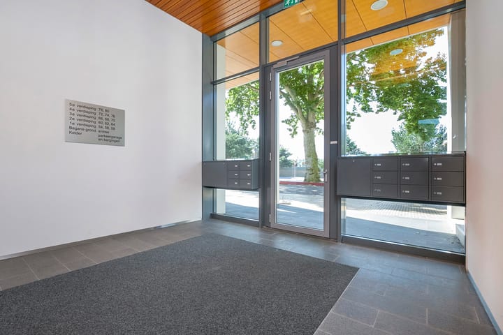 Photo 5 of Stationsplein 72