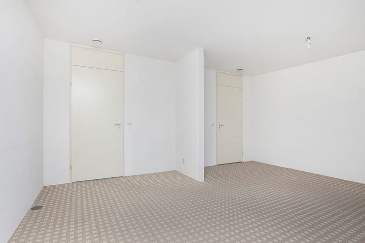 Photo 15 of Stationsplein 72