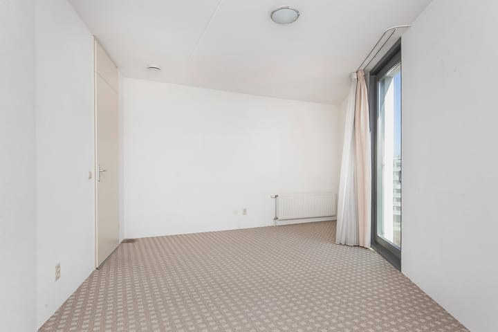 Photo 16 of Stationsplein 72