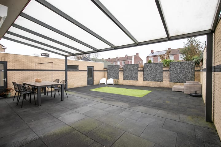 Foto 12 van Ridder Hoenstraat 153