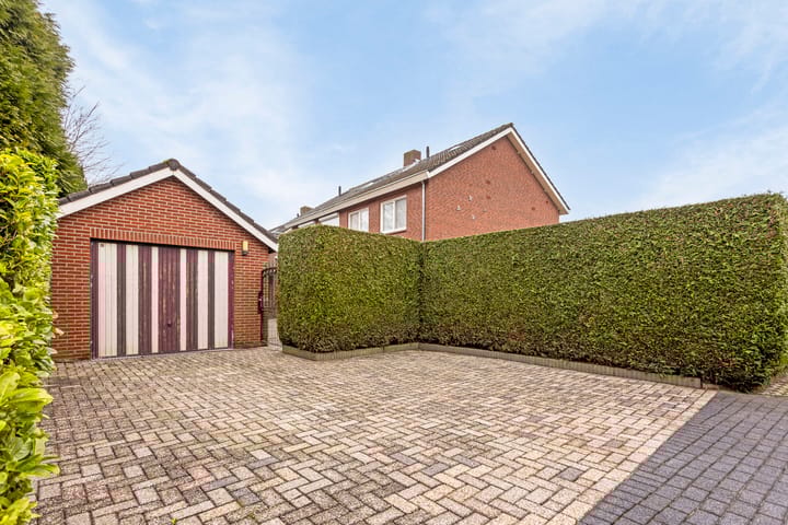 Foto 40 van Distelstraat 1