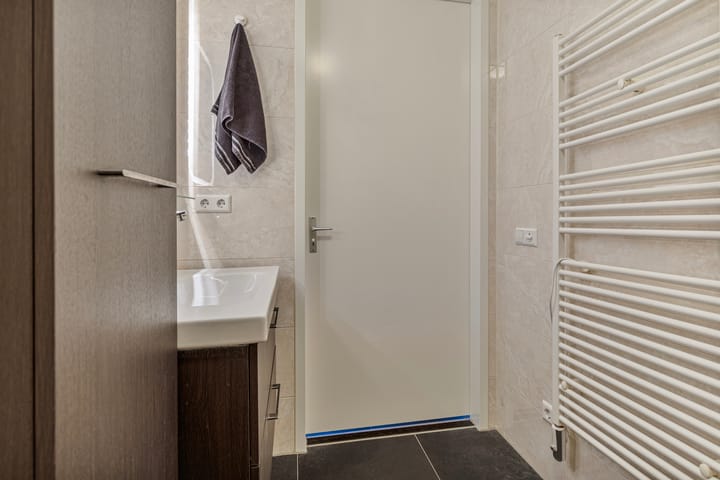 Foto 22 van Middenweg 259-V