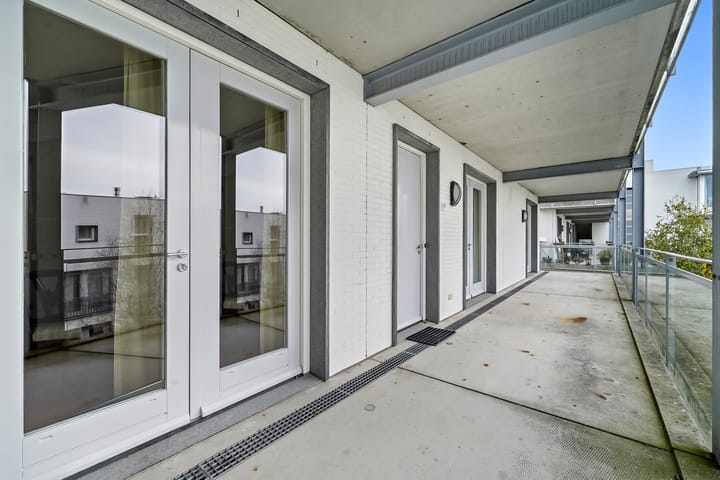 Foto 30 van Gevers Deynootweg 19-N