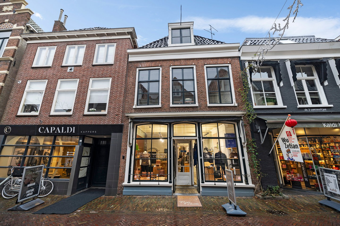 Bekijk foto 1 van Kleine Kerkstraat 37